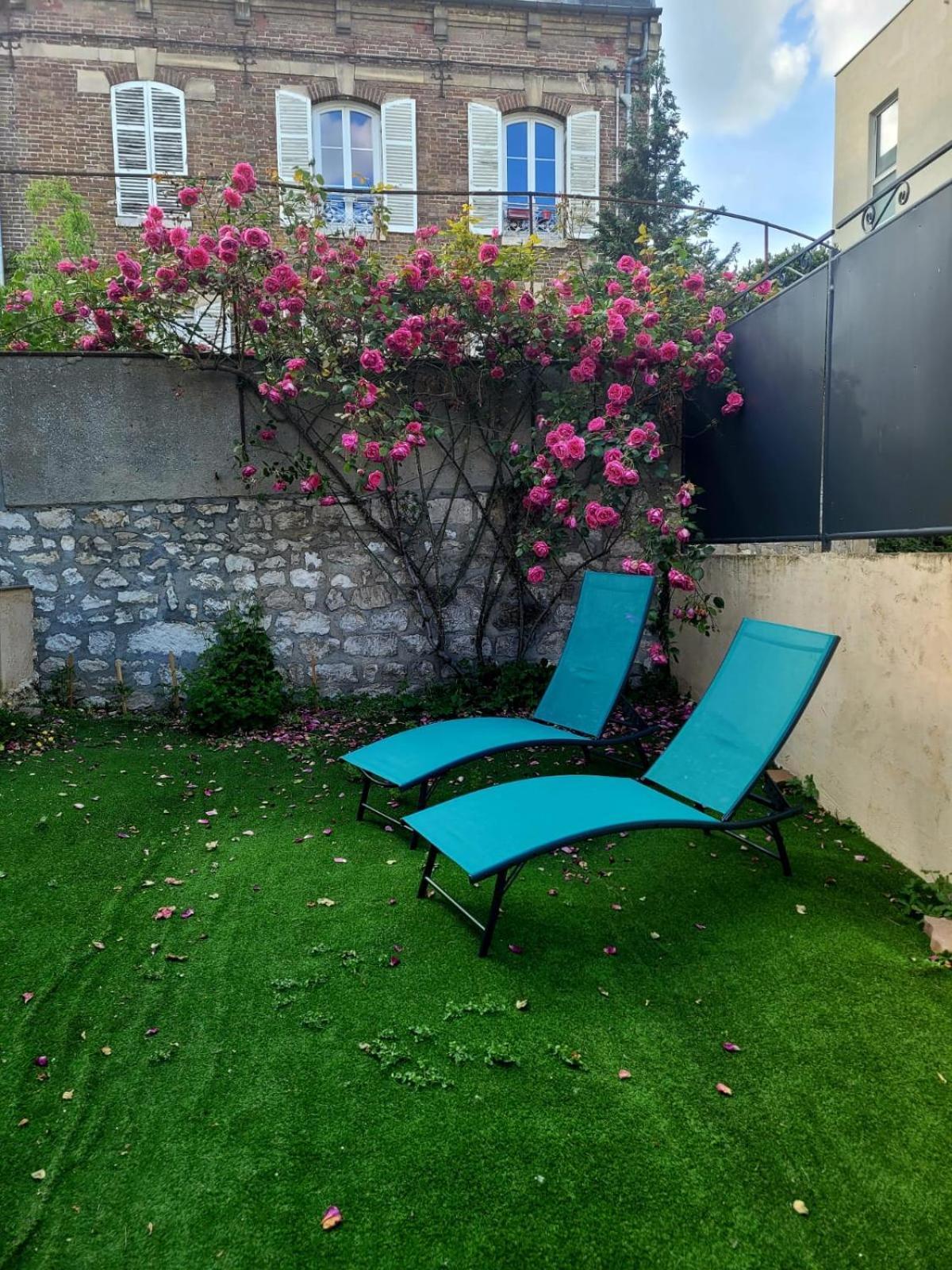 Waterlily Et Coquelicot House Villa Вернон Екстериор снимка